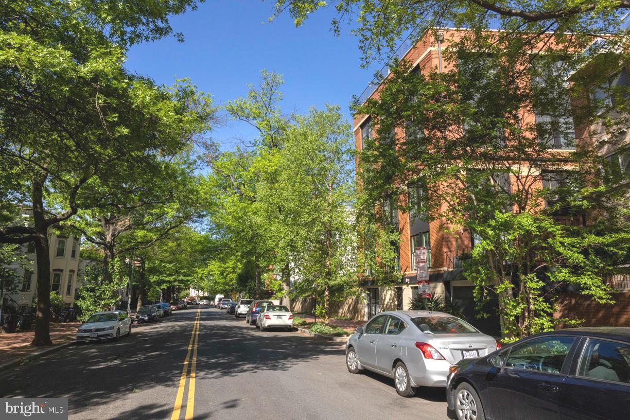1421 FLORIDA AVE NW #5, WASHINGTON, District Of Columbia 20009, 2 Bedrooms Bedrooms, ,2 BathroomsBathrooms,Residential,For sale,1421 FLORIDA AVE NW #5,DCDC2198076 MLS # DCDC2198076