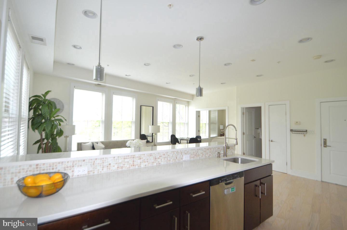 1421 FLORIDA AVE NW #5, WASHINGTON, District Of Columbia 20009, 2 Bedrooms Bedrooms, ,2 BathroomsBathrooms,Residential,For sale,1421 FLORIDA AVE NW #5,DCDC2198076 MLS # DCDC2198076