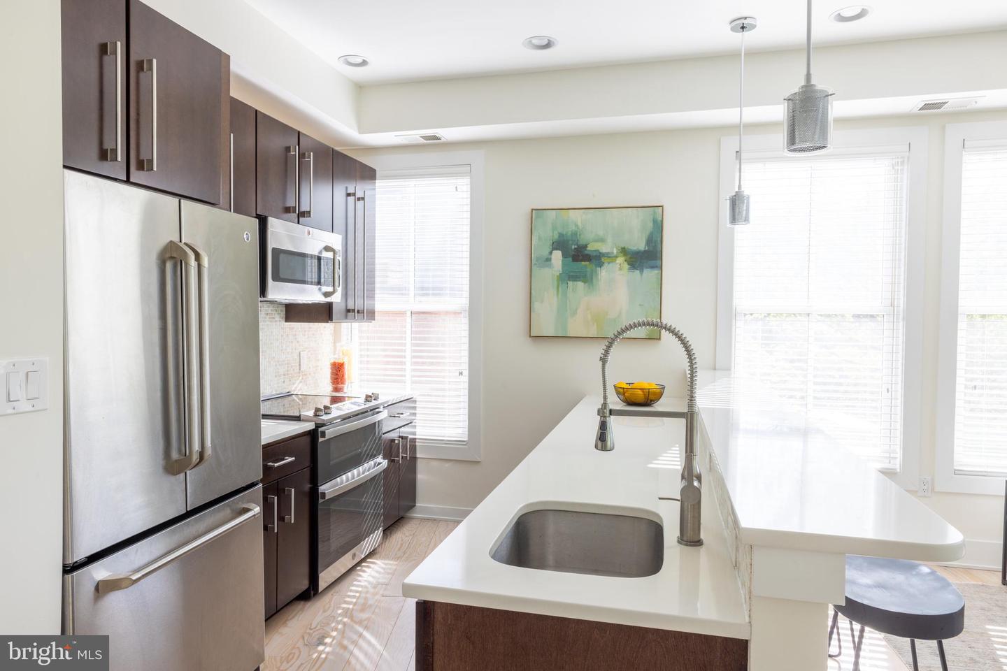 1421 FLORIDA AVE NW #5, WASHINGTON, District Of Columbia 20009, 2 Bedrooms Bedrooms, ,2 BathroomsBathrooms,Residential,For sale,1421 FLORIDA AVE NW #5,DCDC2198076 MLS # DCDC2198076