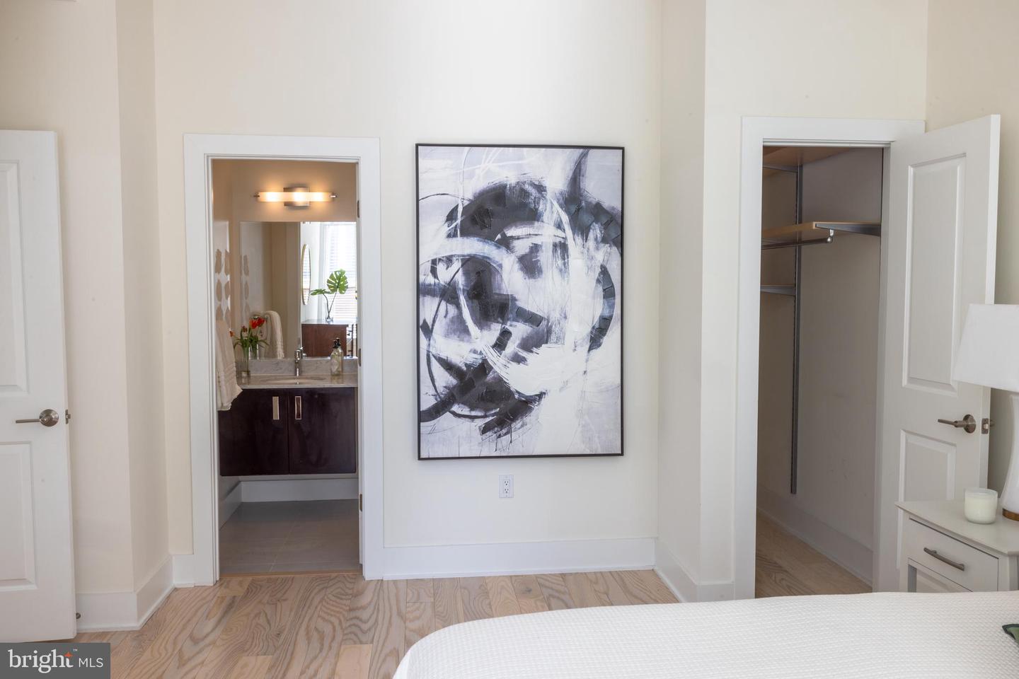 1421 FLORIDA AVE NW #5, WASHINGTON, District Of Columbia 20009, 2 Bedrooms Bedrooms, ,2 BathroomsBathrooms,Residential,For sale,1421 FLORIDA AVE NW #5,DCDC2198076 MLS # DCDC2198076