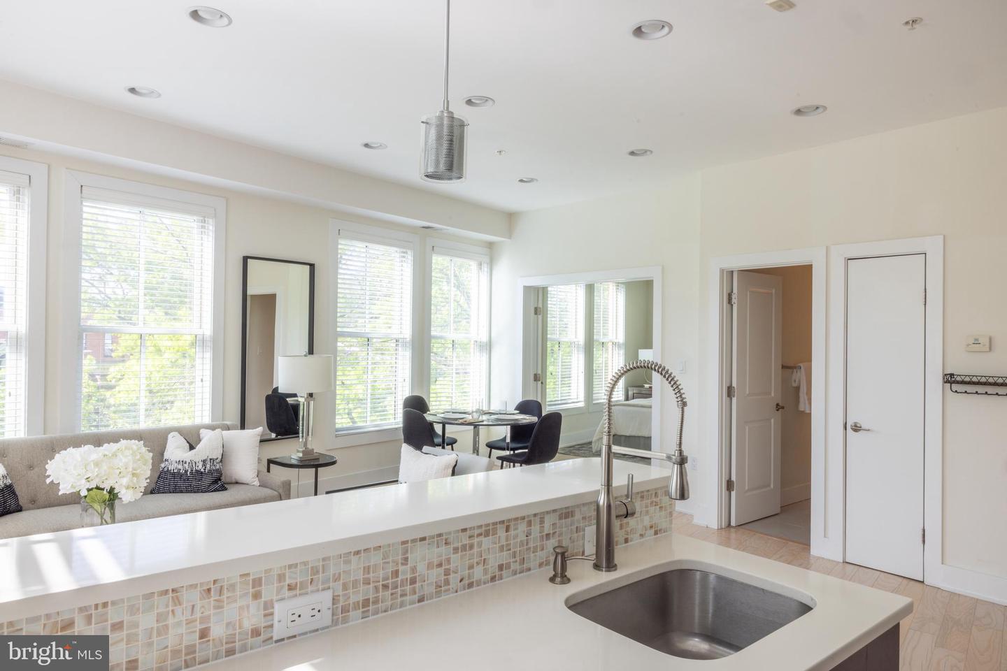 1421 FLORIDA AVE NW #5, WASHINGTON, District Of Columbia 20009, 2 Bedrooms Bedrooms, ,2 BathroomsBathrooms,Residential,For sale,1421 FLORIDA AVE NW #5,DCDC2198076 MLS # DCDC2198076