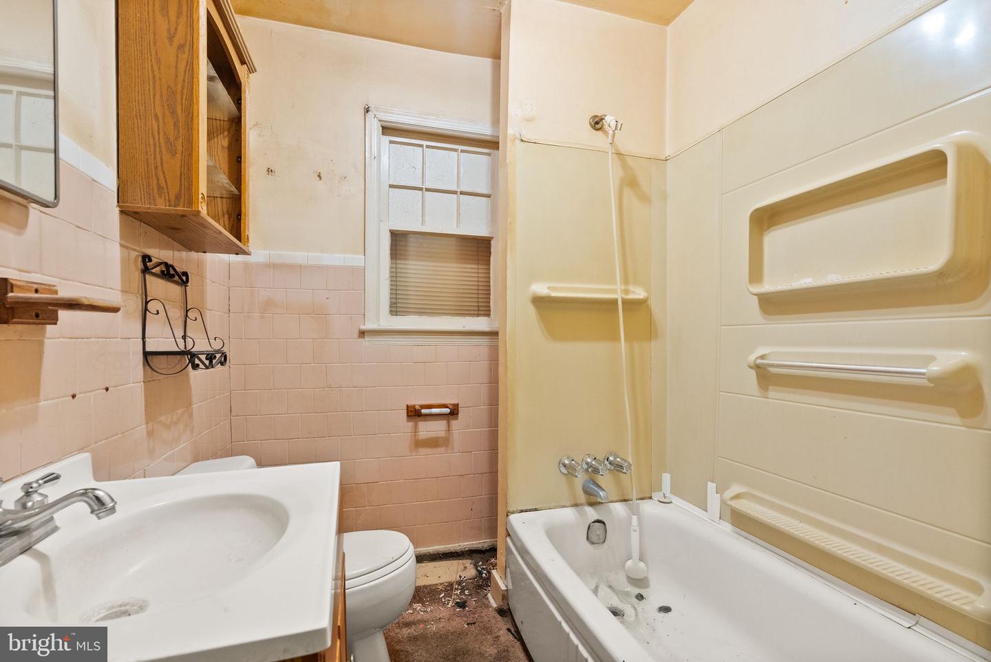 13616 NOKESVILLE RD, NOKESVILLE, Virginia 20181, 3 Bedrooms Bedrooms, ,1 BathroomBathrooms,Residential,For sale,13616 NOKESVILLE RD,VAPW2093482 MLS # VAPW2093482