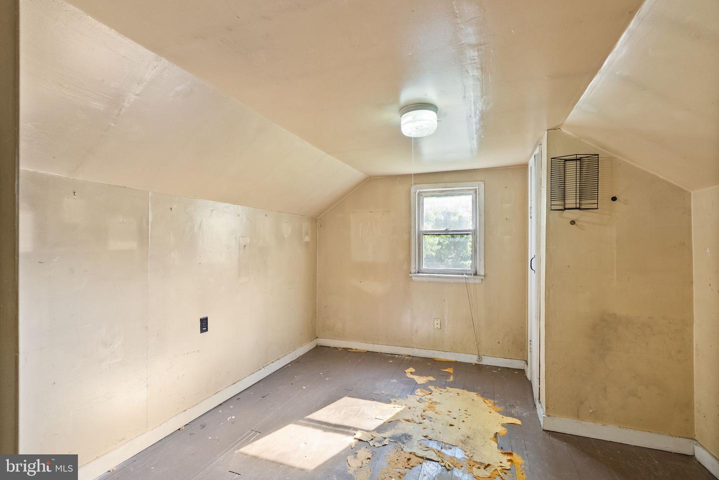 13616 NOKESVILLE RD, NOKESVILLE, Virginia 20181, 3 Bedrooms Bedrooms, ,1 BathroomBathrooms,Residential,For sale,13616 NOKESVILLE RD,VAPW2093482 MLS # VAPW2093482