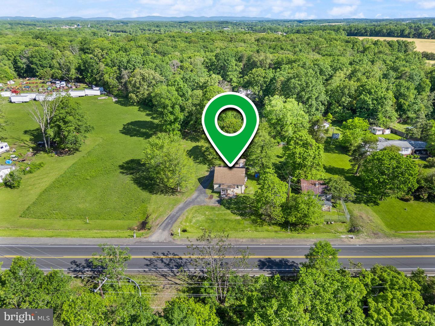 13616 NOKESVILLE RD, NOKESVILLE, Virginia 20181, 3 Bedrooms Bedrooms, ,1 BathroomBathrooms,Residential,For sale,13616 NOKESVILLE RD,VAPW2093482 MLS # VAPW2093482