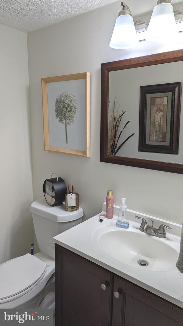 3608 FELMORE CT, WOODBRIDGE, Virginia 22193, 3 Bedrooms Bedrooms, ,1 BathroomBathrooms,Residential,For sale,3608 FELMORE CT,VAPW2093488 MLS # VAPW2093488