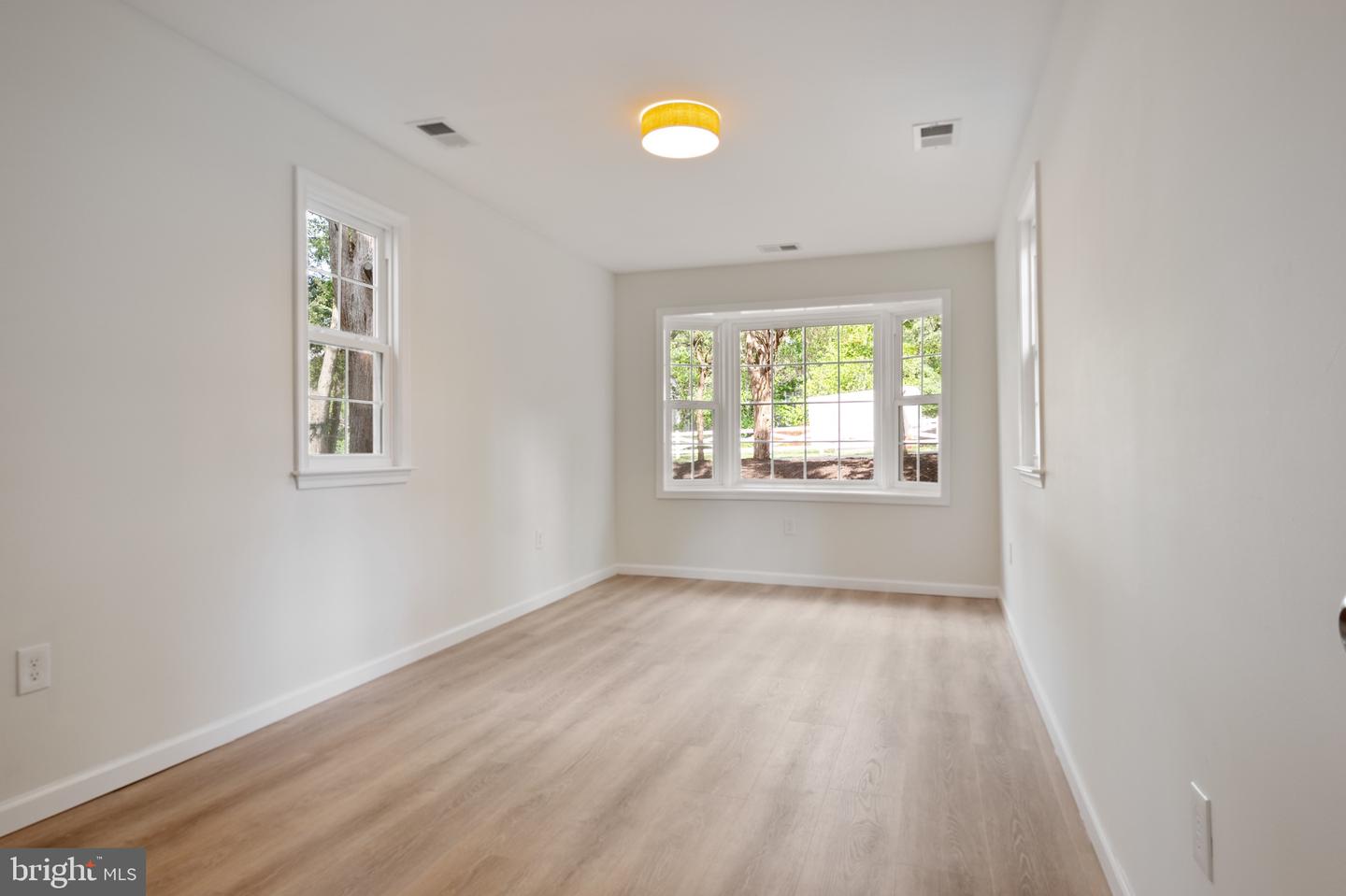 6001 BEECH TREE DR, ALEXANDRIA, Virginia 22310, 5 Bedrooms Bedrooms, ,3 BathroomsBathrooms,Residential,For sale,6001 BEECH TREE DR,VAFX2237738 MLS # VAFX2237738