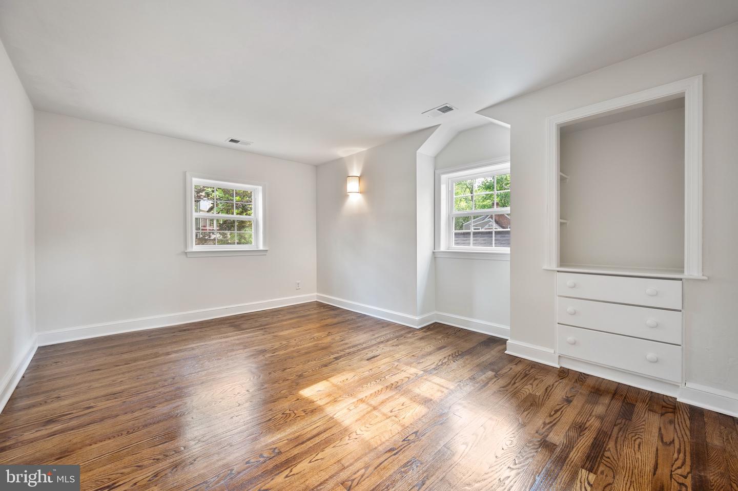 6001 BEECH TREE DR, ALEXANDRIA, Virginia 22310, 5 Bedrooms Bedrooms, ,3 BathroomsBathrooms,Residential,For sale,6001 BEECH TREE DR,VAFX2237738 MLS # VAFX2237738