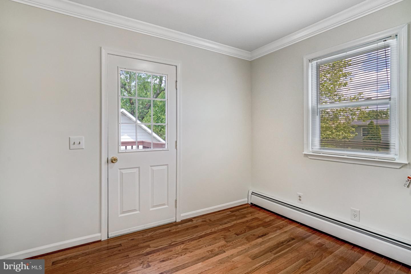 923 20TH ST S, ARLINGTON, Virginia 22202, 4 Bedrooms Bedrooms, ,3 BathroomsBathrooms,Residential,For sale,923 20TH ST S,VAAR2056818 MLS # VAAR2056818