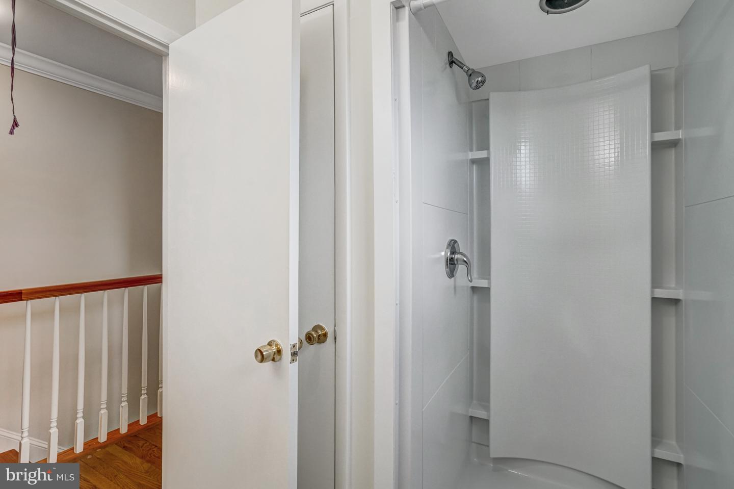 923 20TH ST S, ARLINGTON, Virginia 22202, 4 Bedrooms Bedrooms, ,3 BathroomsBathrooms,Residential,For sale,923 20TH ST S,VAAR2056818 MLS # VAAR2056818