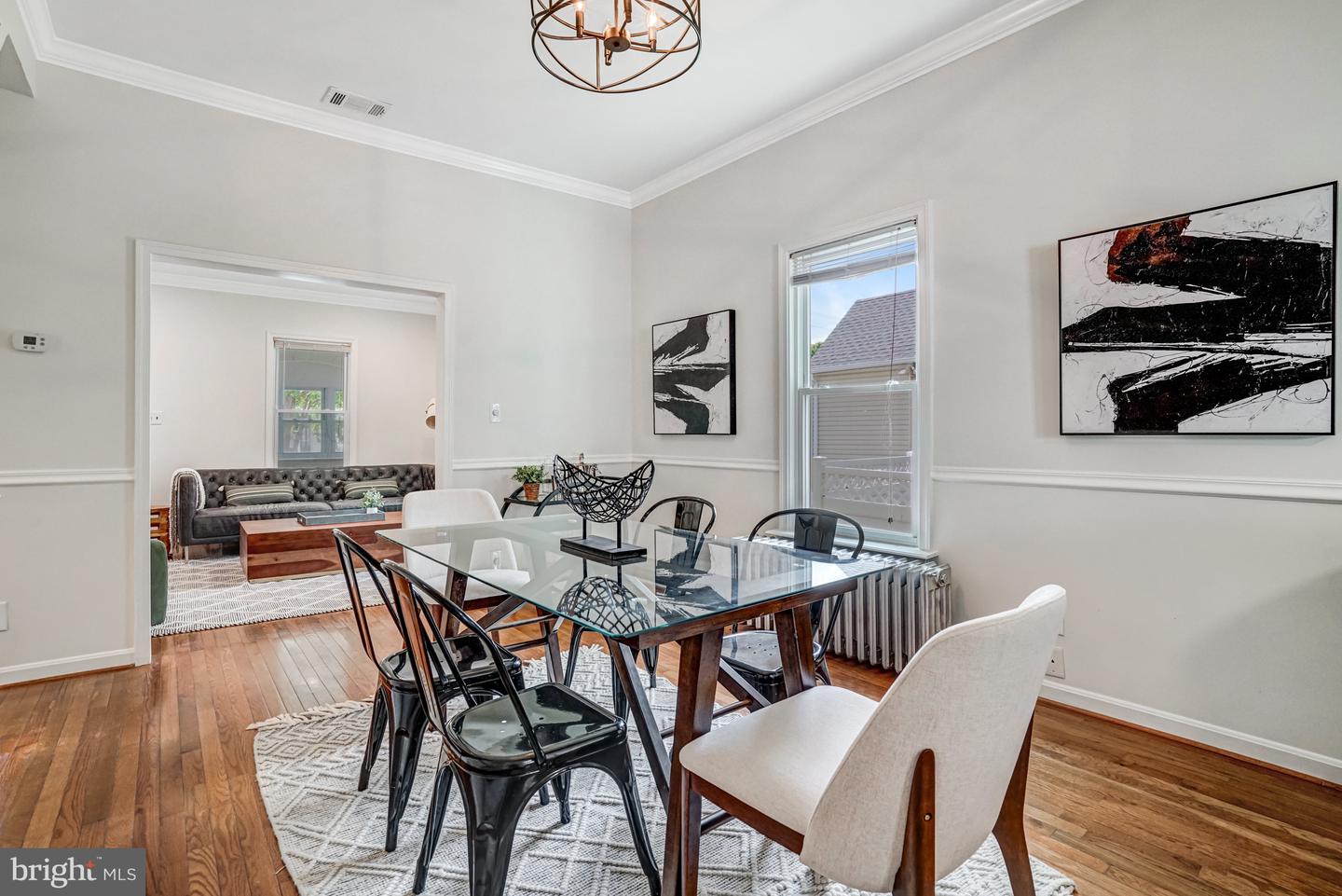 923 20TH ST S, ARLINGTON, Virginia 22202, 4 Bedrooms Bedrooms, ,3 BathroomsBathrooms,Residential,For sale,923 20TH ST S,VAAR2056818 MLS # VAAR2056818