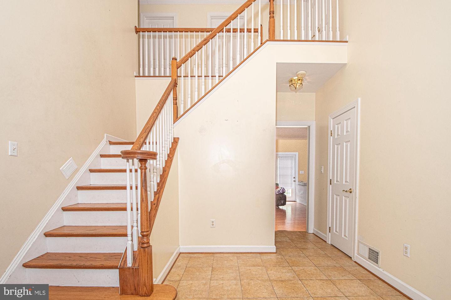 105 FAIRFIELD DR, WINCHESTER, Virginia 22602, 5 Bedrooms Bedrooms, ,3 BathroomsBathrooms,Residential,For sale,105 FAIRFIELD DR,VAFV2033814 MLS # VAFV2033814