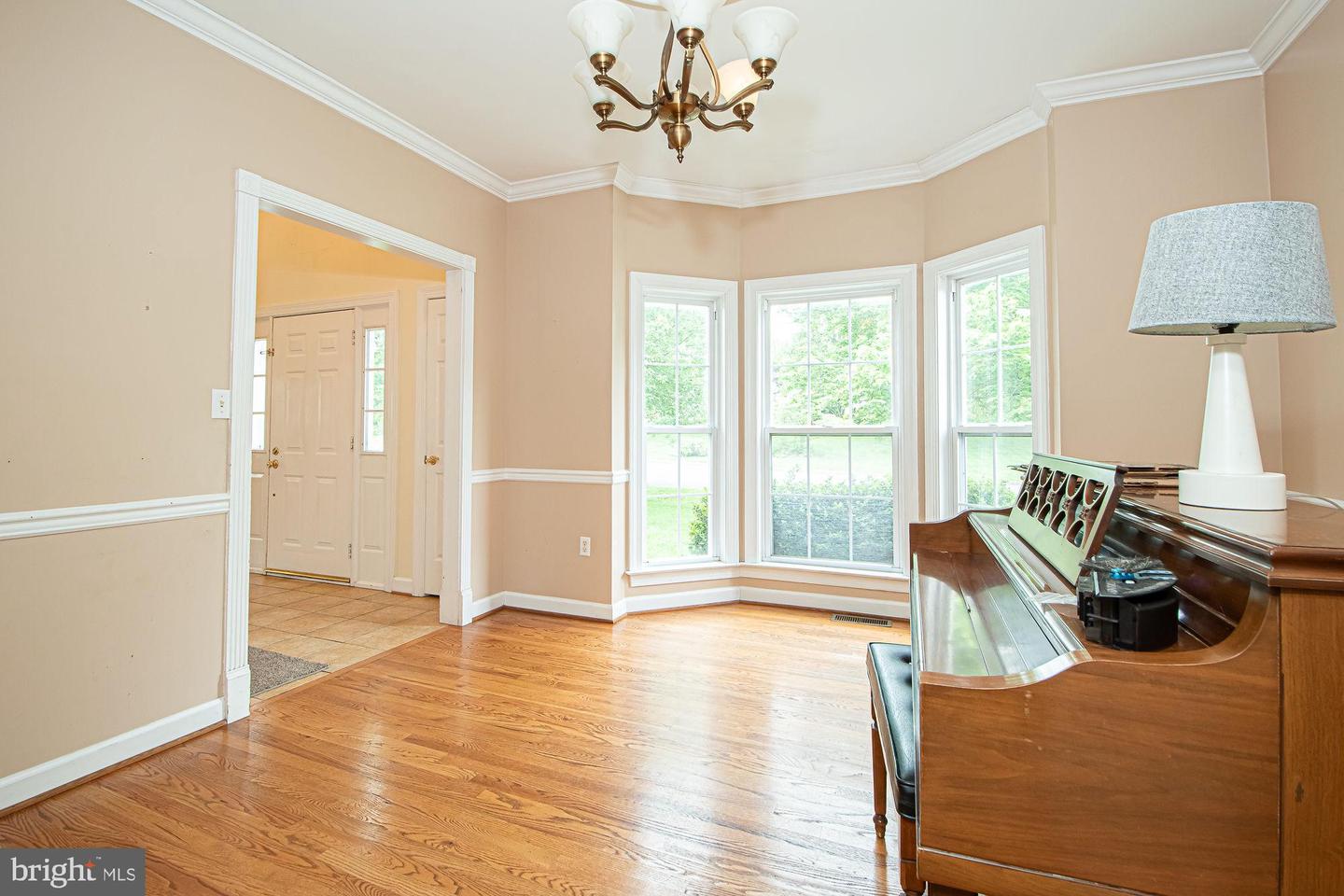 105 FAIRFIELD DR, WINCHESTER, Virginia 22602, 5 Bedrooms Bedrooms, ,3 BathroomsBathrooms,Residential,For sale,105 FAIRFIELD DR,VAFV2033814 MLS # VAFV2033814