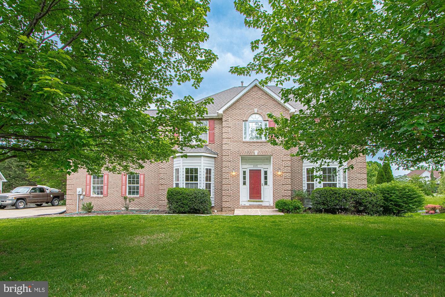 105 FAIRFIELD DR, WINCHESTER, Virginia 22602, 5 Bedrooms Bedrooms, ,3 BathroomsBathrooms,Residential,For sale,105 FAIRFIELD DR,VAFV2033814 MLS # VAFV2033814