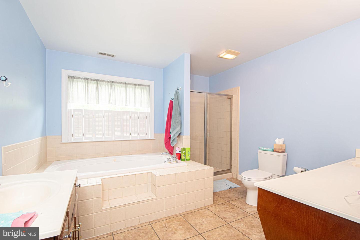 105 FAIRFIELD DR, WINCHESTER, Virginia 22602, 5 Bedrooms Bedrooms, ,3 BathroomsBathrooms,Residential,For sale,105 FAIRFIELD DR,VAFV2033814 MLS # VAFV2033814
