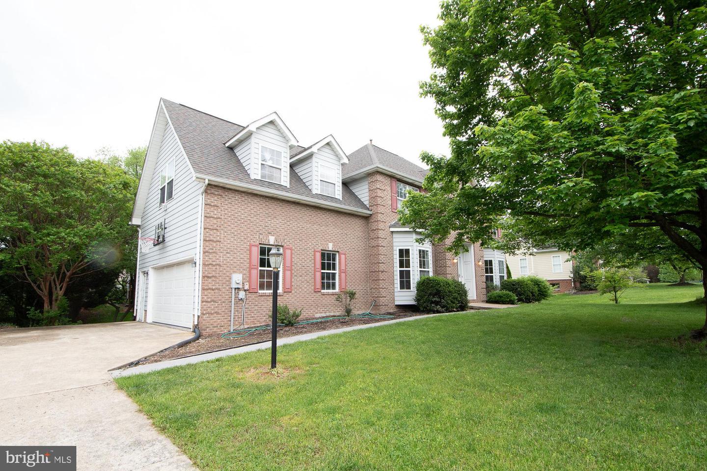 105 FAIRFIELD DR, WINCHESTER, Virginia 22602, 5 Bedrooms Bedrooms, ,3 BathroomsBathrooms,Residential,For sale,105 FAIRFIELD DR,VAFV2033814 MLS # VAFV2033814