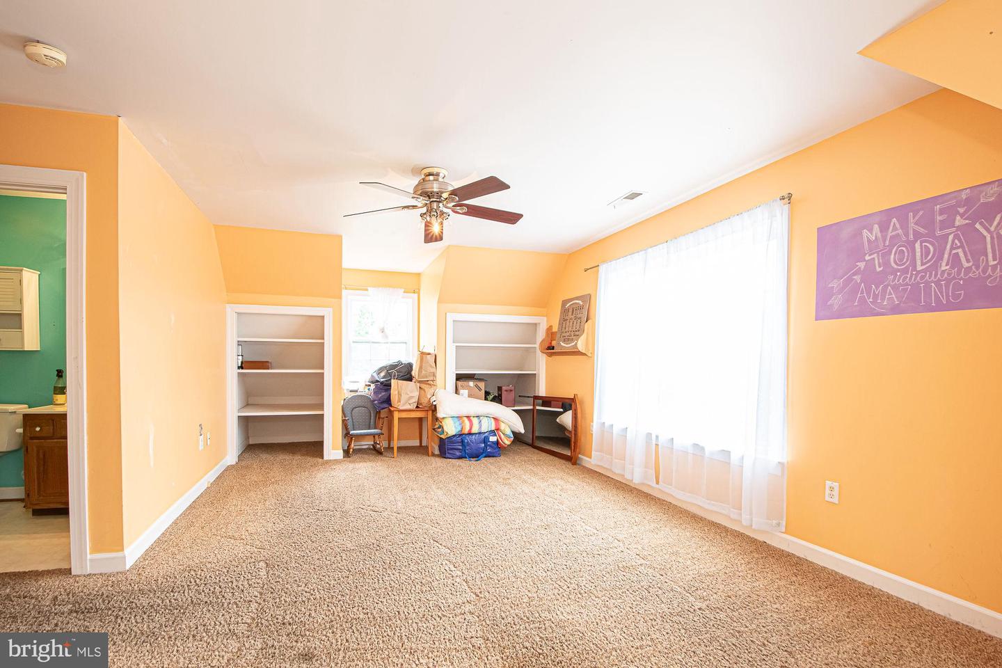 105 FAIRFIELD DR, WINCHESTER, Virginia 22602, 5 Bedrooms Bedrooms, ,3 BathroomsBathrooms,Residential,For sale,105 FAIRFIELD DR,VAFV2033814 MLS # VAFV2033814