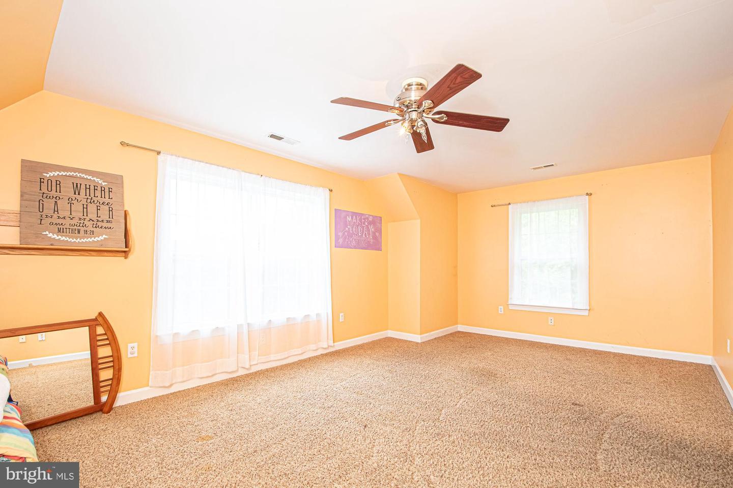 105 FAIRFIELD DR, WINCHESTER, Virginia 22602, 5 Bedrooms Bedrooms, ,3 BathroomsBathrooms,Residential,For sale,105 FAIRFIELD DR,VAFV2033814 MLS # VAFV2033814