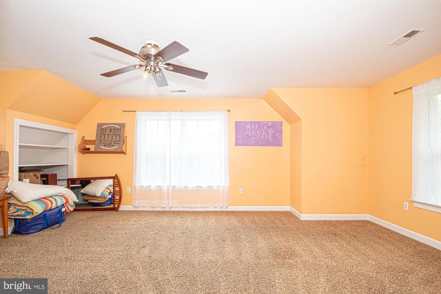 105 FAIRFIELD DR, WINCHESTER, Virginia 22602, 5 Bedrooms Bedrooms, ,3 BathroomsBathrooms,Residential,For sale,105 FAIRFIELD DR,VAFV2033814 MLS # VAFV2033814
