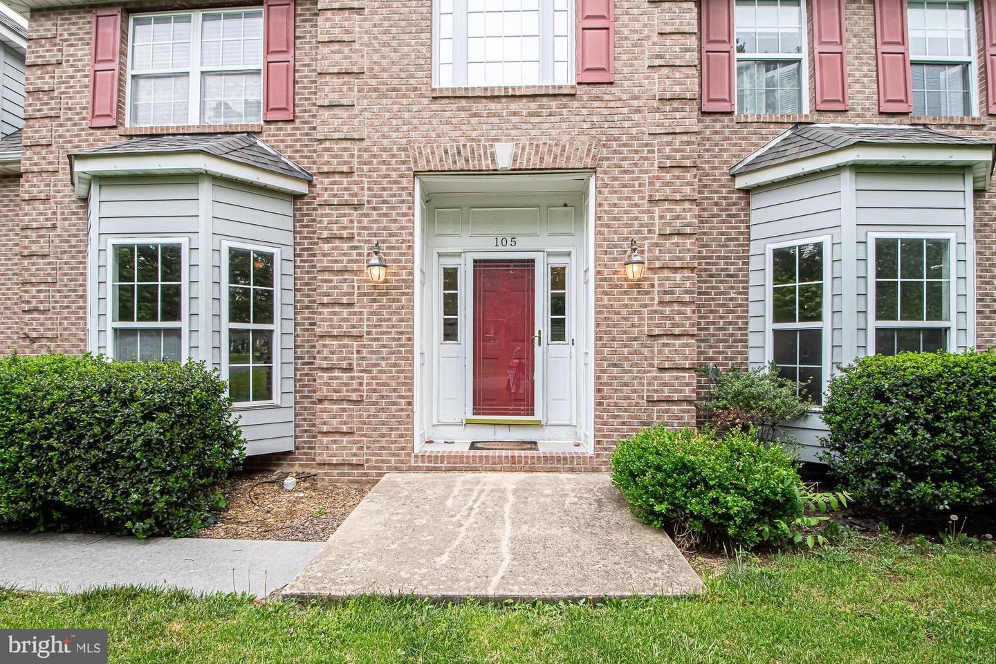 105 FAIRFIELD DR, WINCHESTER, Virginia 22602, 5 Bedrooms Bedrooms, ,3 BathroomsBathrooms,Residential,For sale,105 FAIRFIELD DR,VAFV2033814 MLS # VAFV2033814