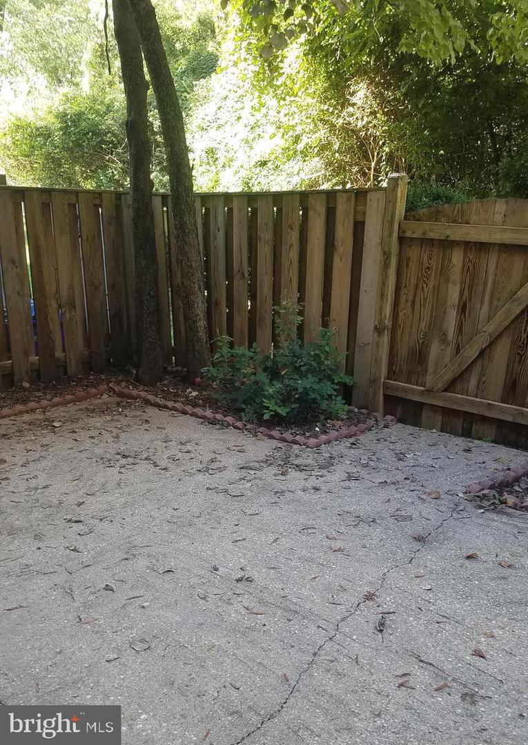 2930 JERMANTOWN RD #13, OAKTON, Virginia 22124, 3 Bedrooms Bedrooms, ,2 BathroomsBathrooms,Residential,For sale,2930 JERMANTOWN RD #13,VAFX2237794 MLS # VAFX2237794