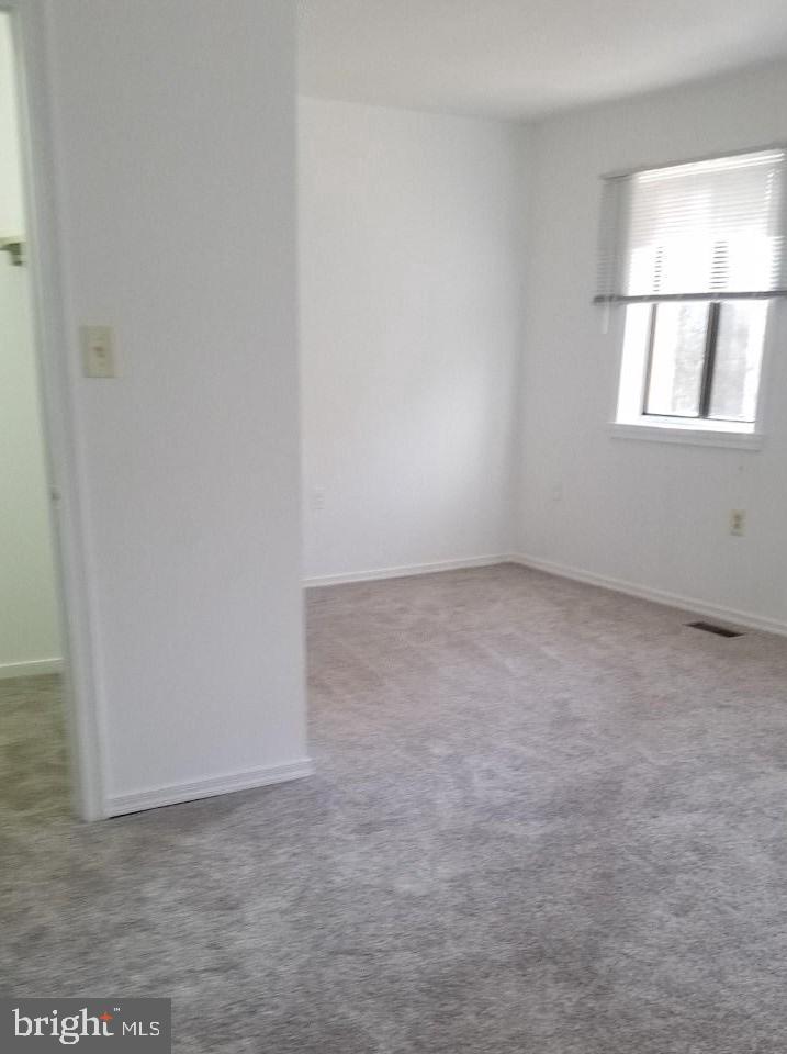 2930 JERMANTOWN RD #13, OAKTON, Virginia 22124, 3 Bedrooms Bedrooms, ,2 BathroomsBathrooms,Residential,For sale,2930 JERMANTOWN RD #13,VAFX2237794 MLS # VAFX2237794