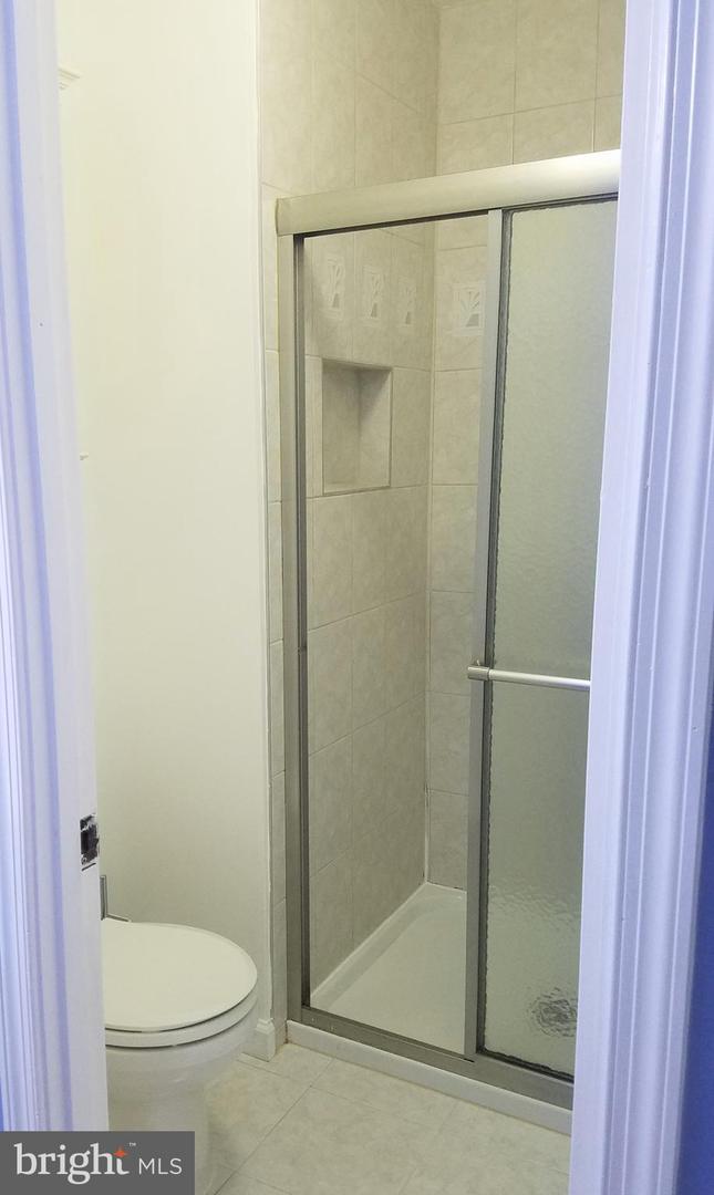 2930 JERMANTOWN RD #13, OAKTON, Virginia 22124, 3 Bedrooms Bedrooms, ,2 BathroomsBathrooms,Residential,For sale,2930 JERMANTOWN RD #13,VAFX2237794 MLS # VAFX2237794
