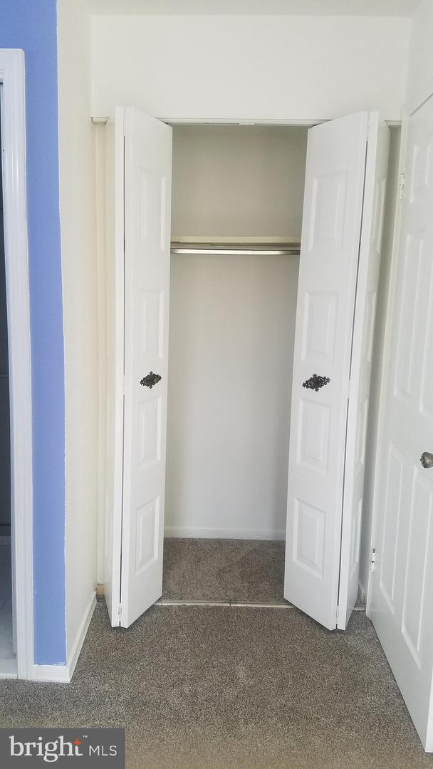 2930 JERMANTOWN RD #13, OAKTON, Virginia 22124, 3 Bedrooms Bedrooms, ,2 BathroomsBathrooms,Residential,For sale,2930 JERMANTOWN RD #13,VAFX2237794 MLS # VAFX2237794