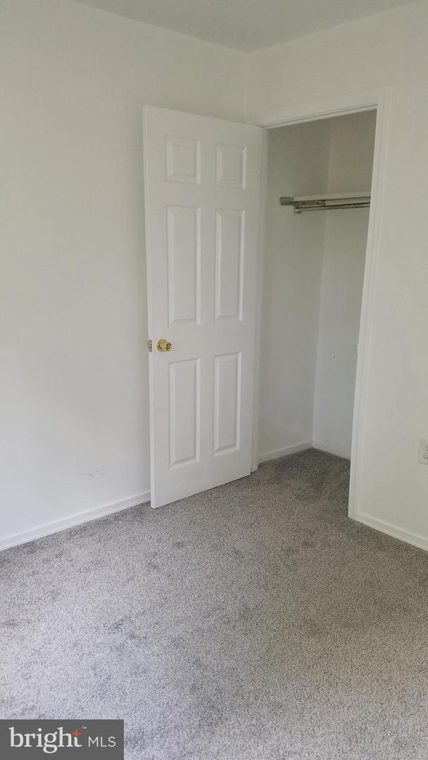 2930 JERMANTOWN RD #13, OAKTON, Virginia 22124, 3 Bedrooms Bedrooms, ,2 BathroomsBathrooms,Residential,For sale,2930 JERMANTOWN RD #13,VAFX2237794 MLS # VAFX2237794
