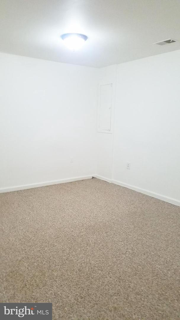 2930 JERMANTOWN RD #13, OAKTON, Virginia 22124, 3 Bedrooms Bedrooms, ,2 BathroomsBathrooms,Residential,For sale,2930 JERMANTOWN RD #13,VAFX2237794 MLS # VAFX2237794