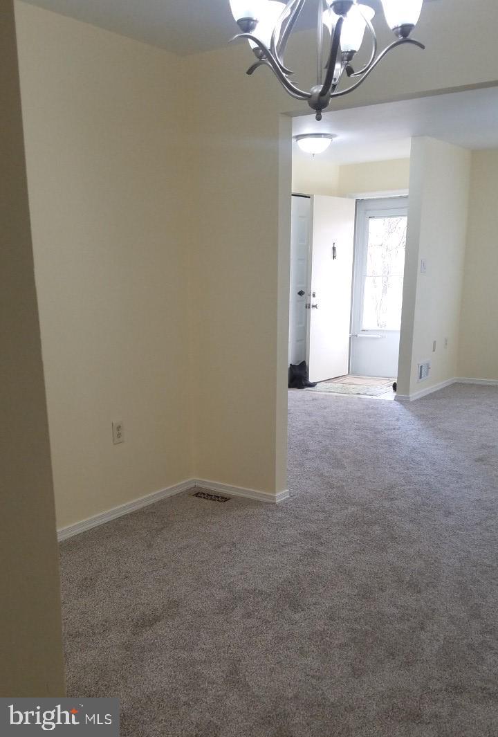 2930 JERMANTOWN RD #13, OAKTON, Virginia 22124, 3 Bedrooms Bedrooms, ,2 BathroomsBathrooms,Residential,For sale,2930 JERMANTOWN RD #13,VAFX2237794 MLS # VAFX2237794