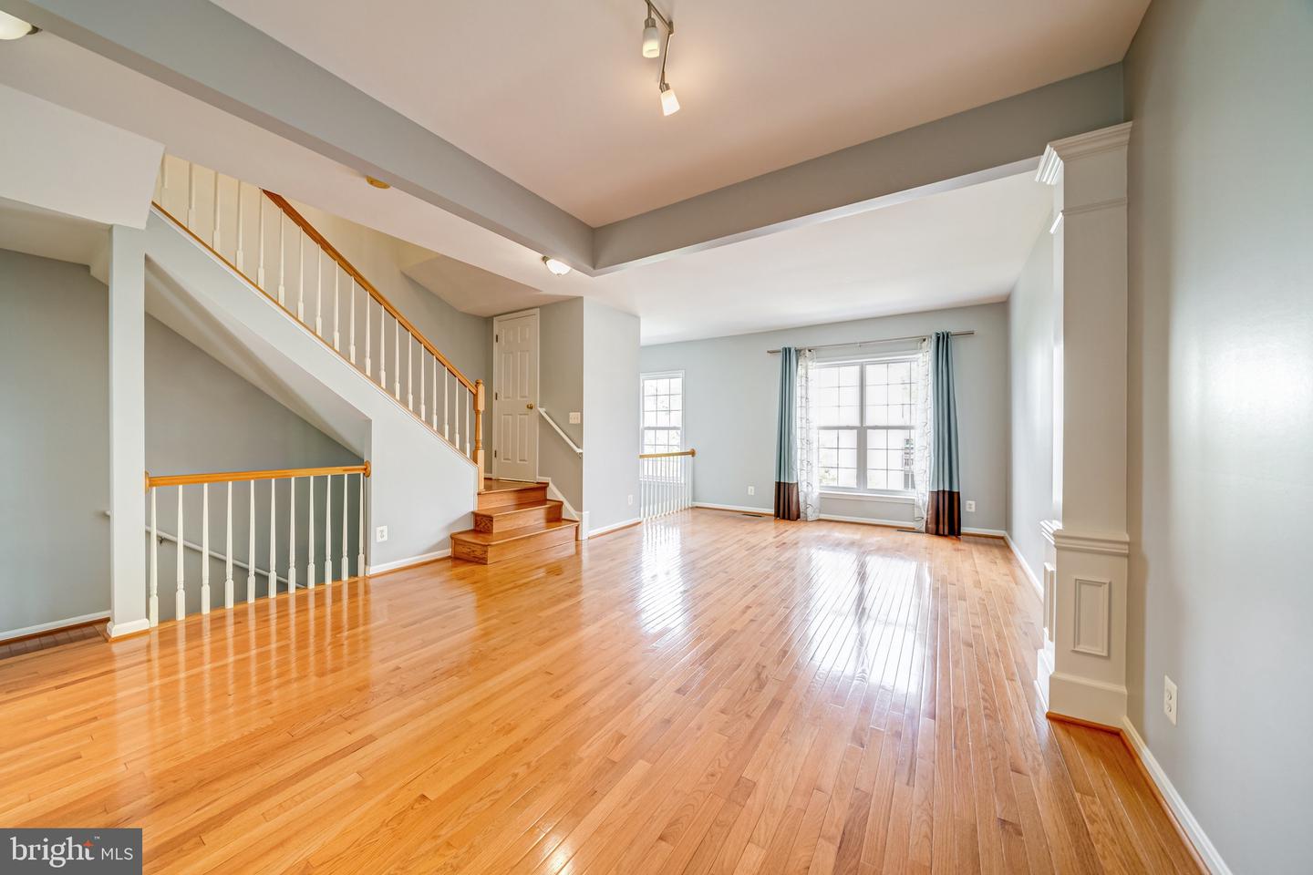 13937 GOTHIC DR, CENTREVILLE, Virginia 20121, 3 Bedrooms Bedrooms, ,3 BathroomsBathrooms,Residential,For sale,13937 GOTHIC DR,VAFX2237798 MLS # VAFX2237798
