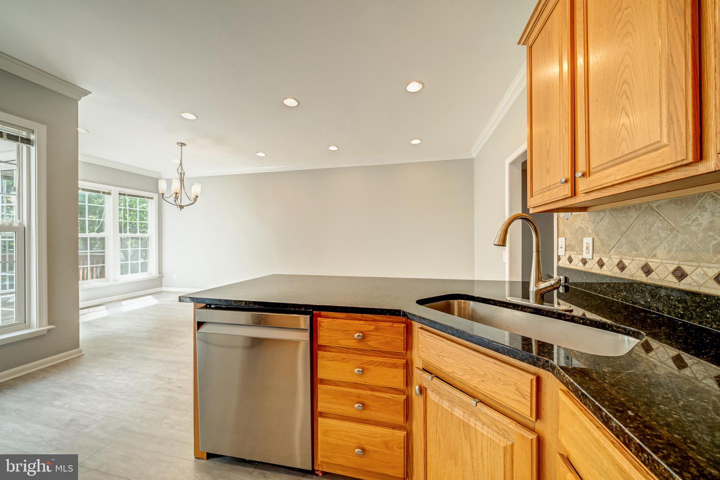 13937 GOTHIC DR, CENTREVILLE, Virginia 20121, 3 Bedrooms Bedrooms, ,3 BathroomsBathrooms,Residential,For sale,13937 GOTHIC DR,VAFX2237798 MLS # VAFX2237798