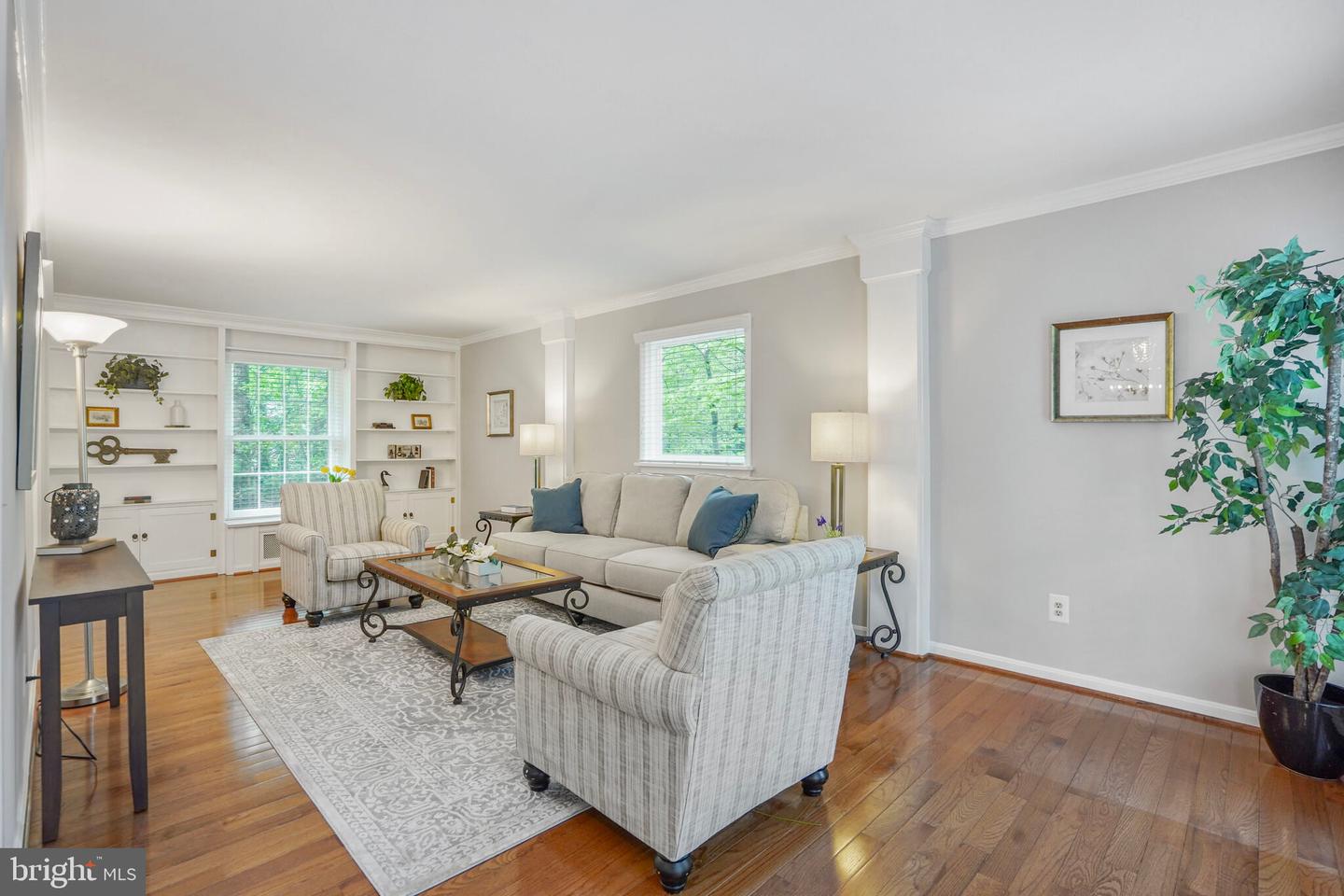 10403 HERITAGE LANDING RD, BURKE, Virginia 22015, 4 Bedrooms Bedrooms, ,2 BathroomsBathrooms,Residential,For sale,10403 HERITAGE LANDING RD,VAFX2237802 MLS # VAFX2237802