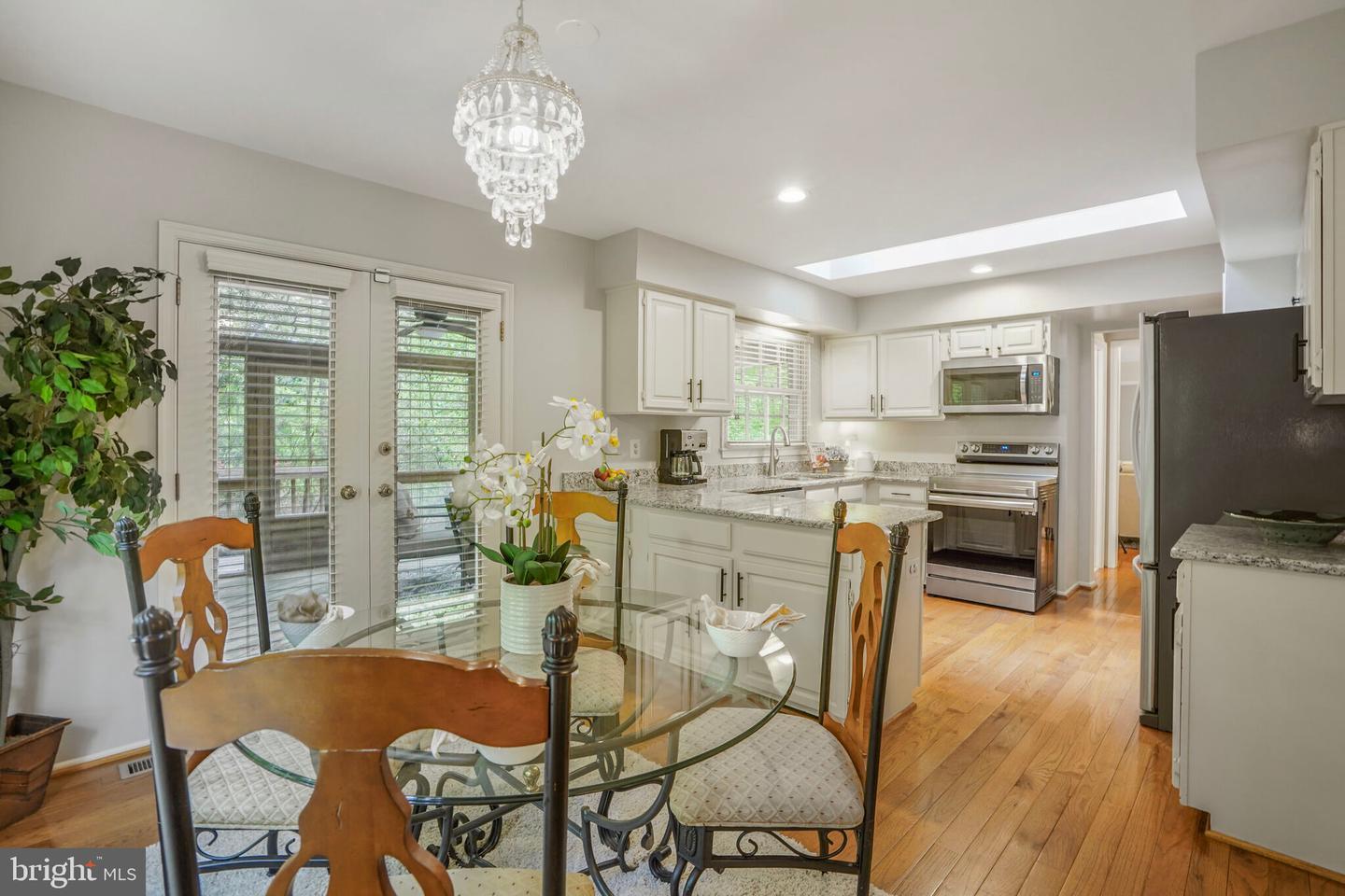 10403 HERITAGE LANDING RD, BURKE, Virginia 22015, 4 Bedrooms Bedrooms, ,2 BathroomsBathrooms,Residential,For sale,10403 HERITAGE LANDING RD,VAFX2237802 MLS # VAFX2237802