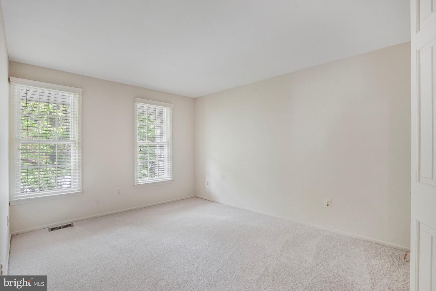 10403 HERITAGE LANDING RD, BURKE, Virginia 22015, 4 Bedrooms Bedrooms, ,2 BathroomsBathrooms,Residential,For sale,10403 HERITAGE LANDING RD,VAFX2237802 MLS # VAFX2237802