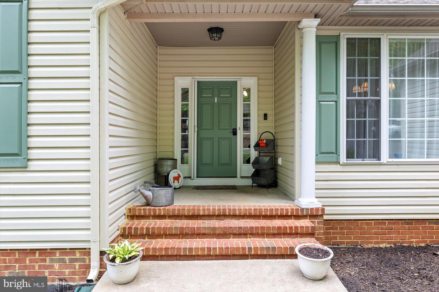 111 INDEPENDENCE ST, LOCUST GROVE, Virginia 22508, 5 Bedrooms Bedrooms, ,3 BathroomsBathrooms,Residential,For sale,111 INDEPENDENCE ST,VAOR2009572 MLS # VAOR2009572