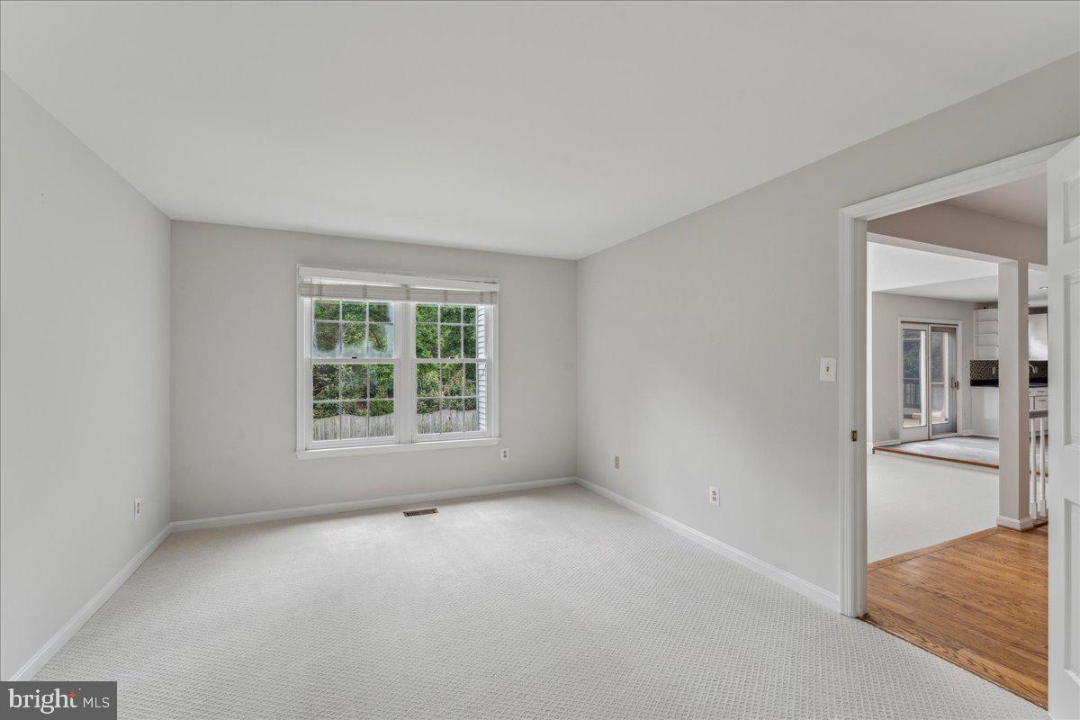3020 FOX MILL RD, OAKTON, Virginia 22124, 5 Bedrooms Bedrooms, ,4 BathroomsBathrooms,Residential,For sale,3020 FOX MILL RD,VAFX2237638 MLS # VAFX2237638