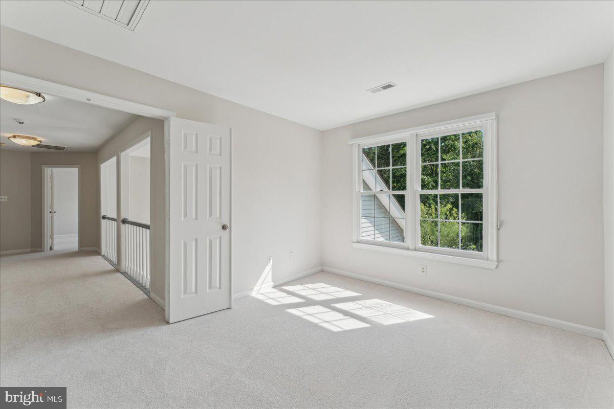 3020 FOX MILL RD, OAKTON, Virginia 22124, 5 Bedrooms Bedrooms, ,4 BathroomsBathrooms,Residential,For sale,3020 FOX MILL RD,VAFX2237638 MLS # VAFX2237638