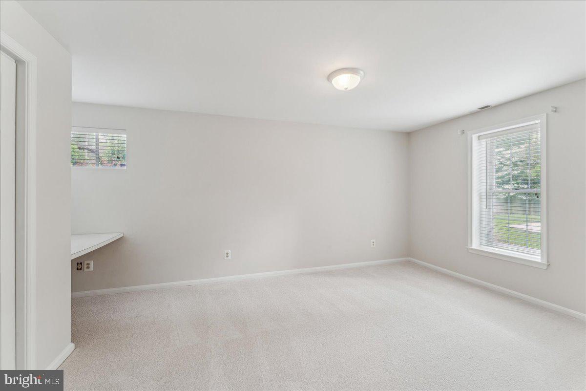 3020 FOX MILL RD, OAKTON, Virginia 22124, 5 Bedrooms Bedrooms, ,4 BathroomsBathrooms,Residential,For sale,3020 FOX MILL RD,VAFX2237638 MLS # VAFX2237638