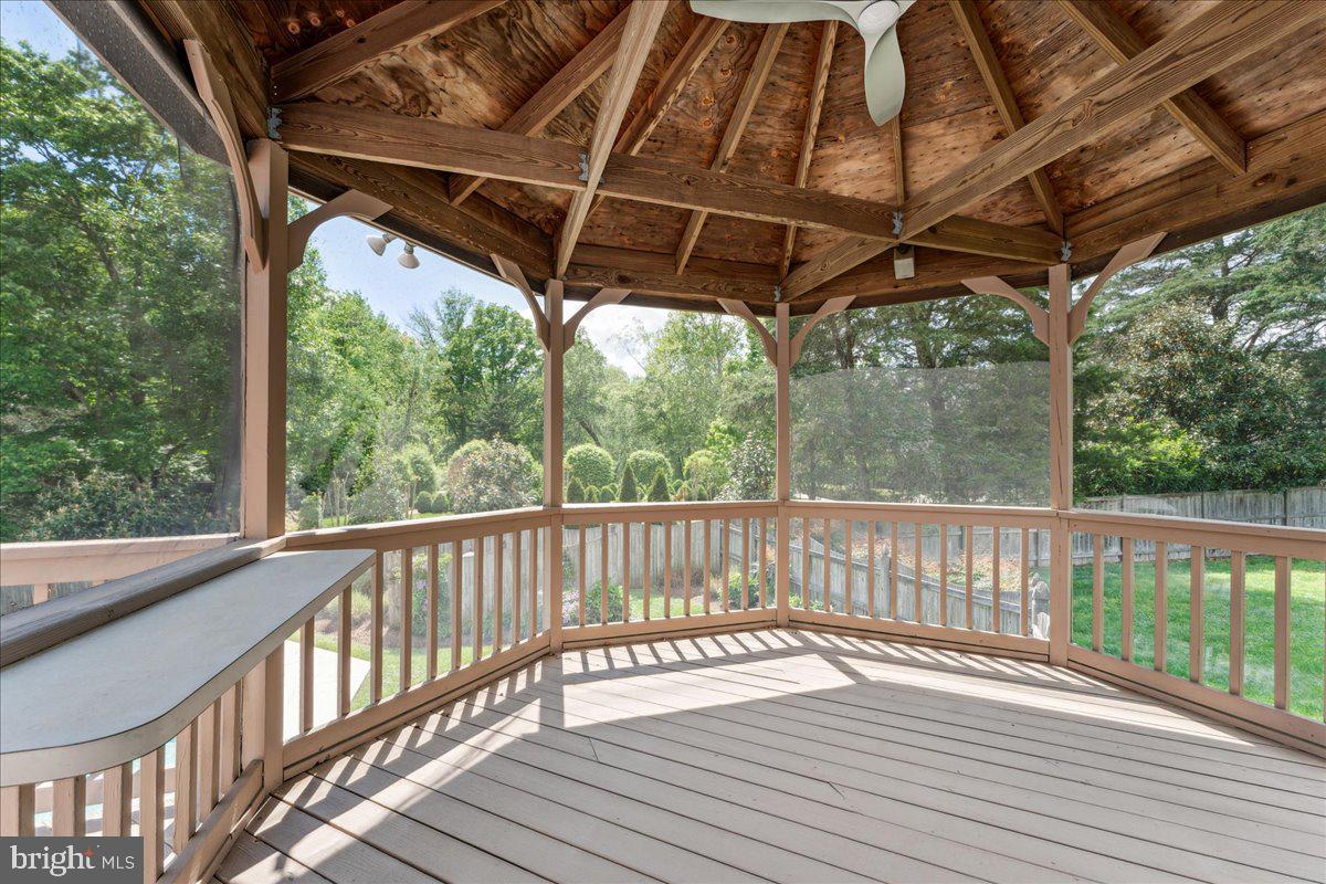 3020 FOX MILL RD, OAKTON, Virginia 22124, 5 Bedrooms Bedrooms, ,4 BathroomsBathrooms,Residential,For sale,3020 FOX MILL RD,VAFX2237638 MLS # VAFX2237638