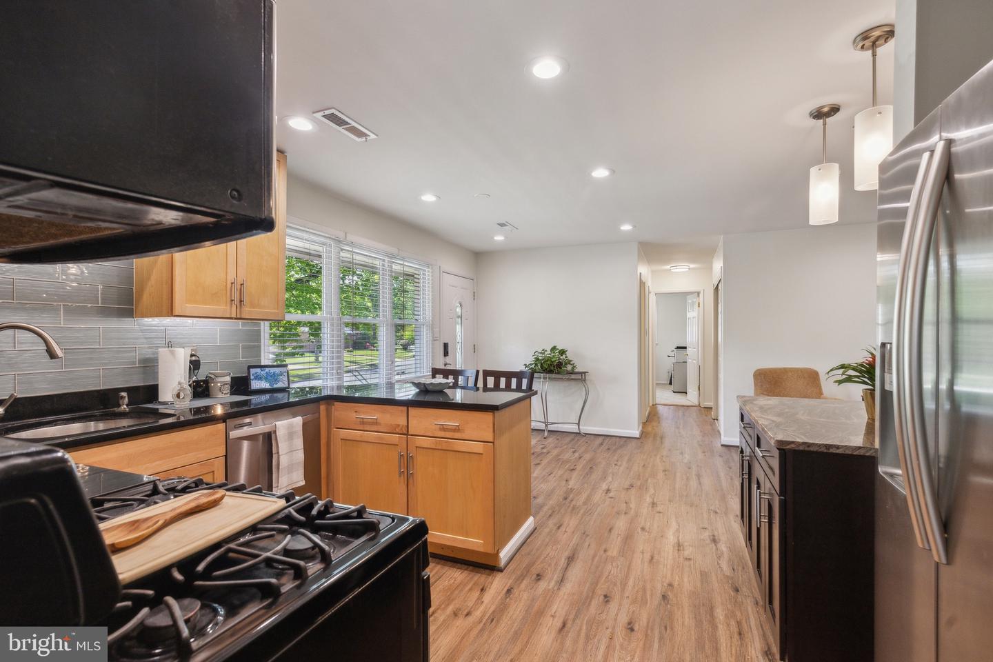 5511 MOULTRIE RD, SPRINGFIELD, Virginia 22151, 3 Bedrooms Bedrooms, 13 Rooms Rooms,2 BathroomsBathrooms,Residential,For sale,5511 MOULTRIE RD,VAFX2237736 MLS # VAFX2237736