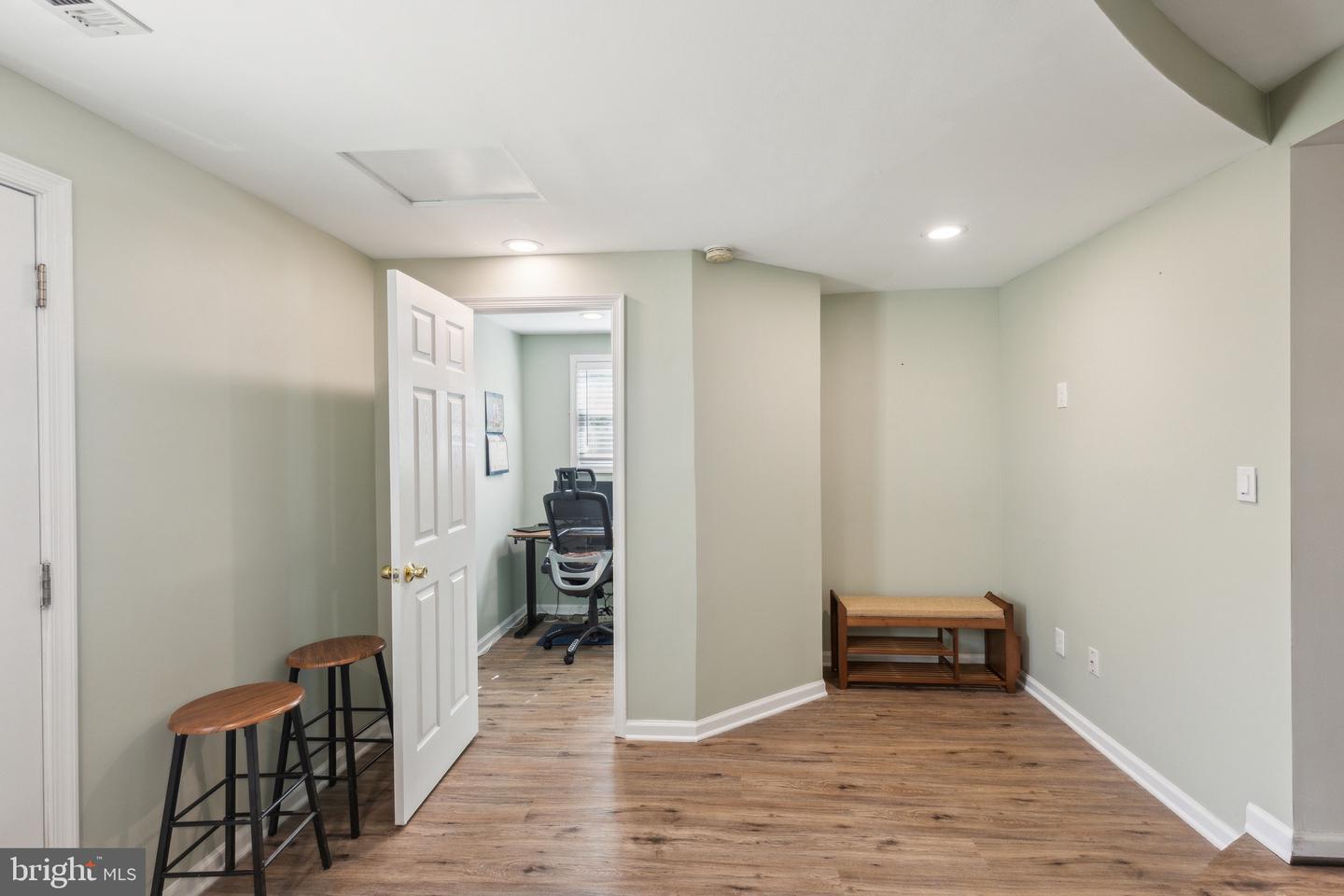 5511 MOULTRIE RD, SPRINGFIELD, Virginia 22151, 3 Bedrooms Bedrooms, 13 Rooms Rooms,2 BathroomsBathrooms,Residential,For sale,5511 MOULTRIE RD,VAFX2237736 MLS # VAFX2237736