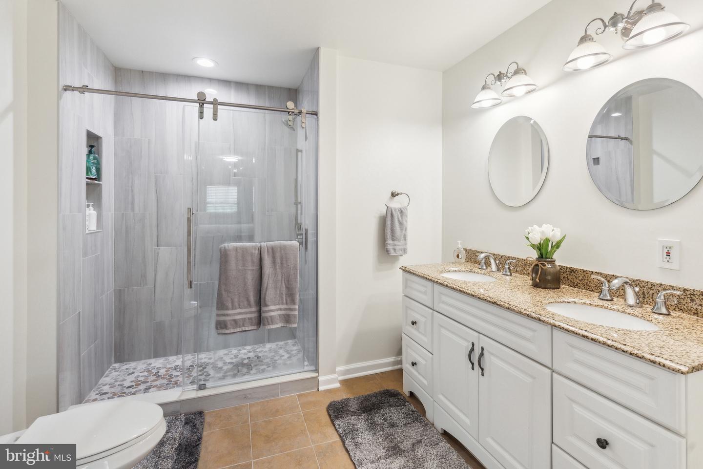 5511 MOULTRIE RD, SPRINGFIELD, Virginia 22151, 3 Bedrooms Bedrooms, 13 Rooms Rooms,2 BathroomsBathrooms,Residential,For sale,5511 MOULTRIE RD,VAFX2237736 MLS # VAFX2237736