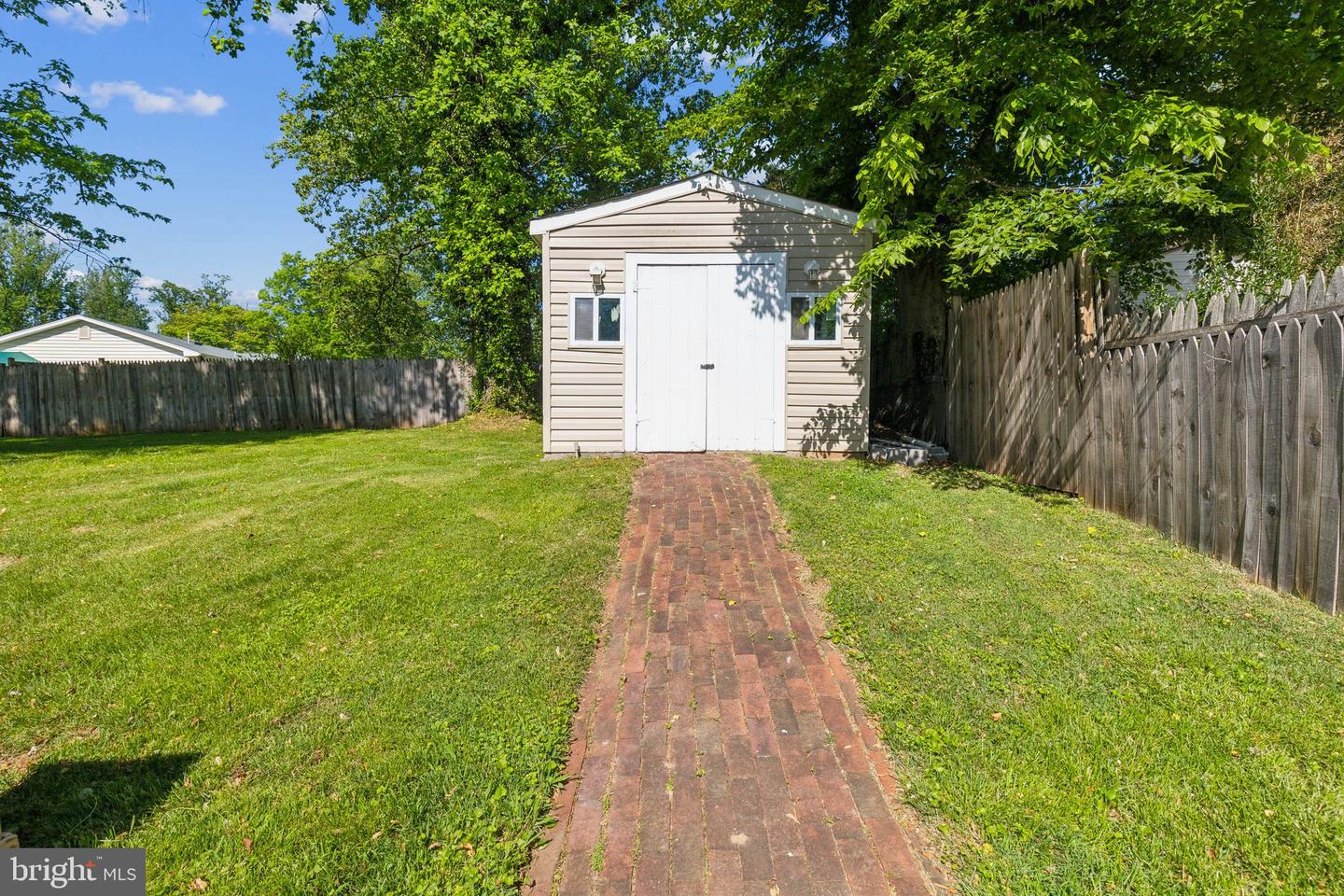 5511 MOULTRIE RD, SPRINGFIELD, Virginia 22151, 3 Bedrooms Bedrooms, 13 Rooms Rooms,2 BathroomsBathrooms,Residential,For sale,5511 MOULTRIE RD,VAFX2237736 MLS # VAFX2237736