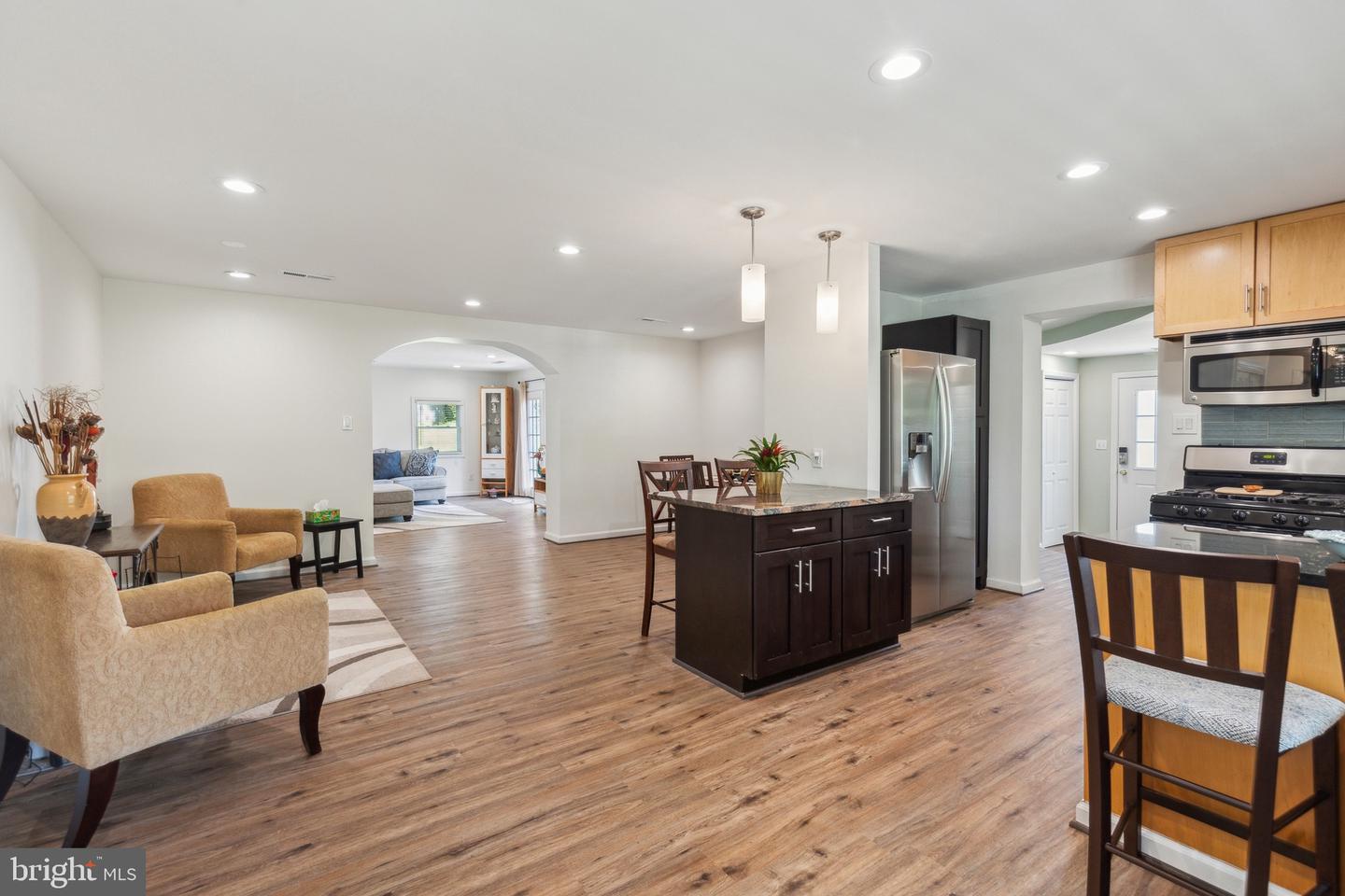 5511 MOULTRIE RD, SPRINGFIELD, Virginia 22151, 3 Bedrooms Bedrooms, 13 Rooms Rooms,2 BathroomsBathrooms,Residential,For sale,5511 MOULTRIE RD,VAFX2237736 MLS # VAFX2237736