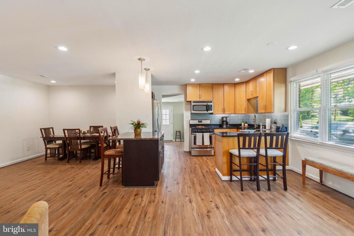 5511 MOULTRIE RD, SPRINGFIELD, Virginia 22151, 3 Bedrooms Bedrooms, 13 Rooms Rooms,2 BathroomsBathrooms,Residential,For sale,5511 MOULTRIE RD,VAFX2237736 MLS # VAFX2237736