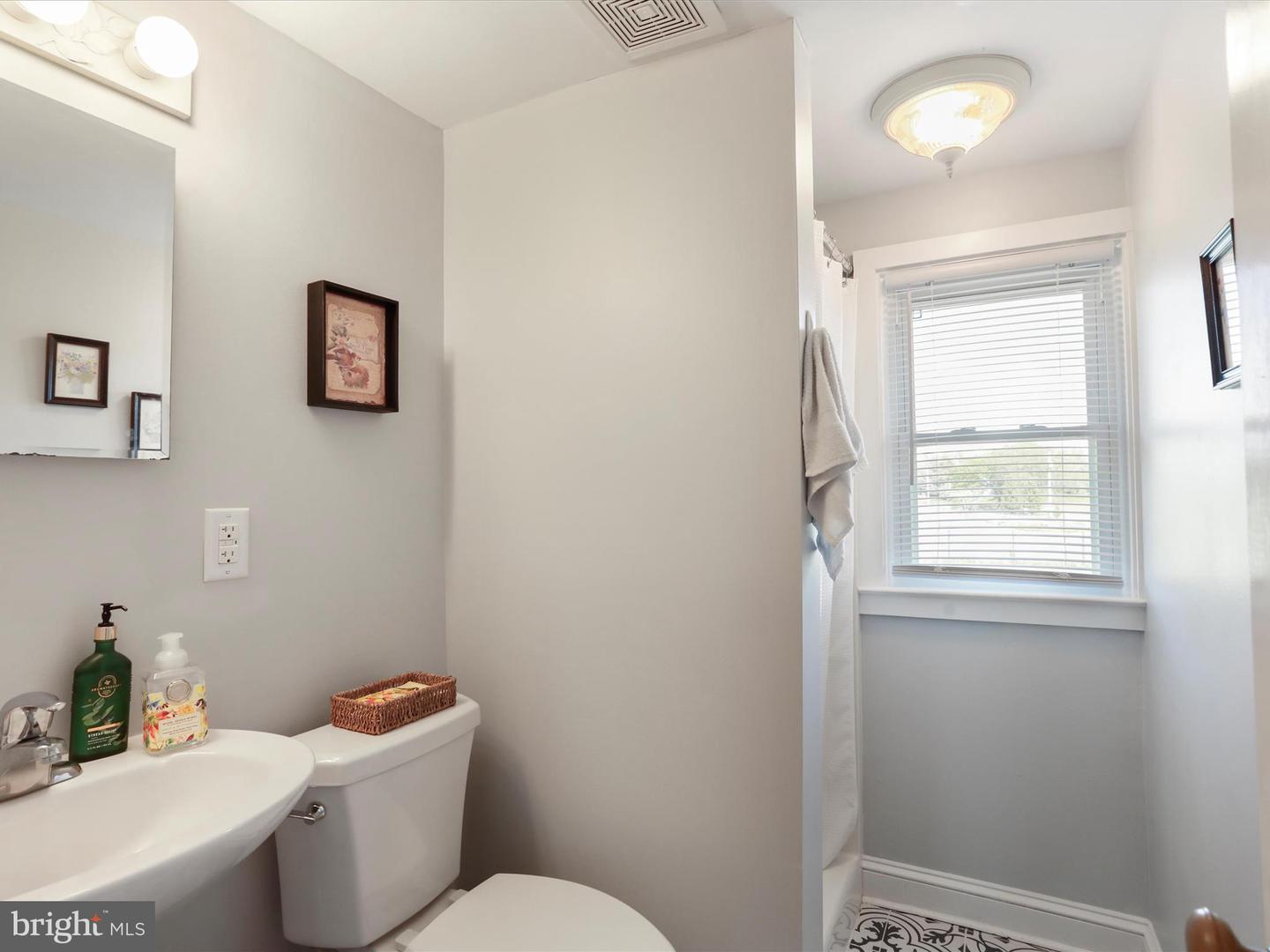 1691 WAKEMAN MILL RD, FRONT ROYAL, Virginia 22630, 3 Bedrooms Bedrooms, ,2 BathroomsBathrooms,Residential,For sale,1691 WAKEMAN MILL RD,VAWR2011048 MLS # VAWR2011048