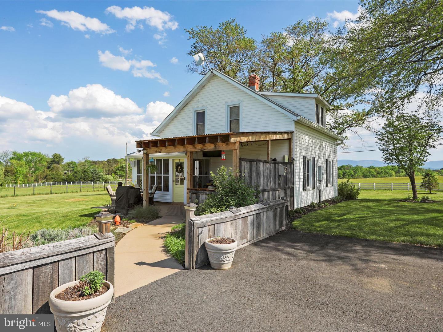 1691 WAKEMAN MILL RD, FRONT ROYAL, Virginia 22630, 3 Bedrooms Bedrooms, ,2 BathroomsBathrooms,Residential,For sale,1691 WAKEMAN MILL RD,VAWR2011048 MLS # VAWR2011048