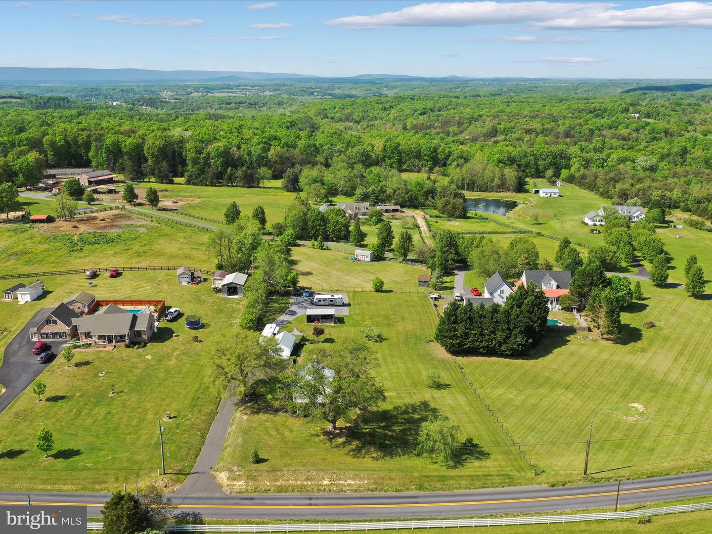 1691 WAKEMAN MILL RD, FRONT ROYAL, Virginia 22630, 3 Bedrooms Bedrooms, ,2 BathroomsBathrooms,Residential,For sale,1691 WAKEMAN MILL RD,VAWR2011048 MLS # VAWR2011048