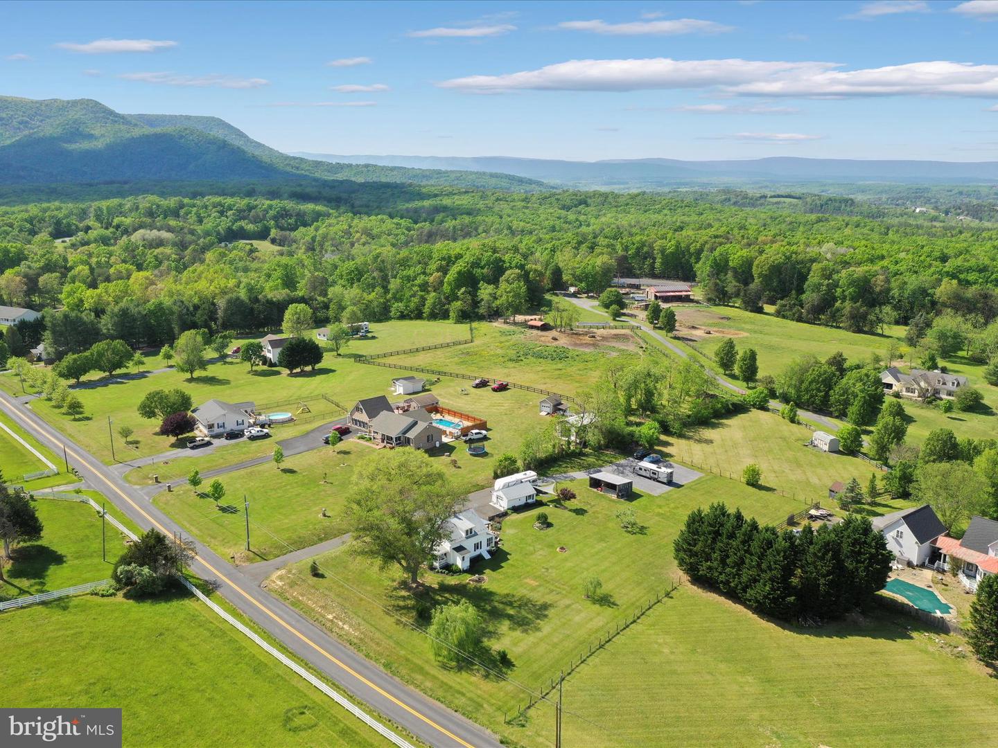 1691 WAKEMAN MILL RD, FRONT ROYAL, Virginia 22630, 3 Bedrooms Bedrooms, ,2 BathroomsBathrooms,Residential,For sale,1691 WAKEMAN MILL RD,VAWR2011048 MLS # VAWR2011048
